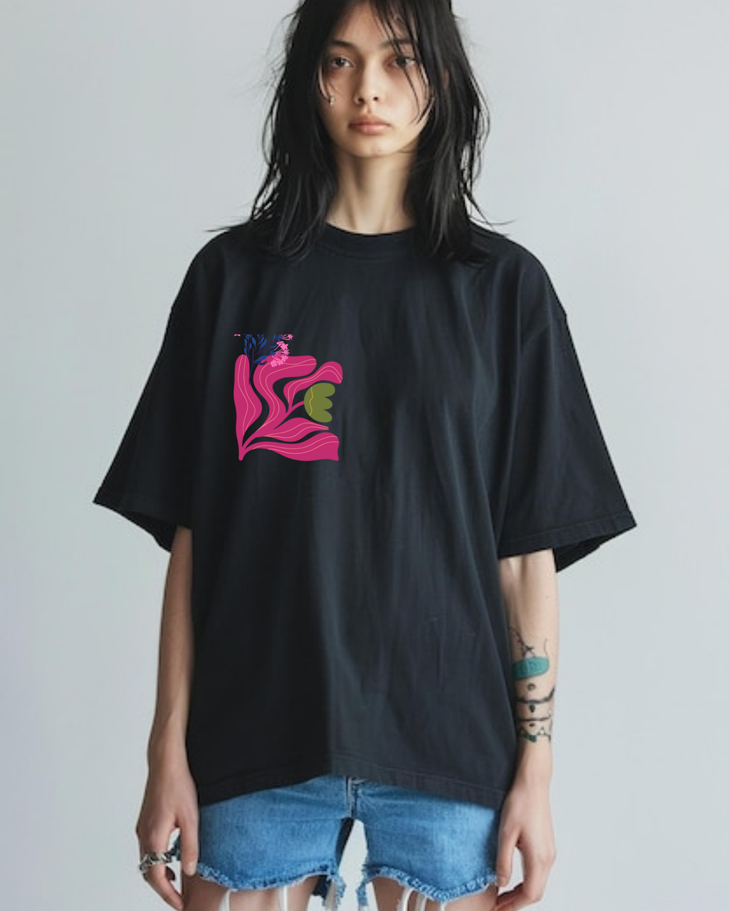 Women's Oversized Classic T-Shirt/Minimalist Abstract design