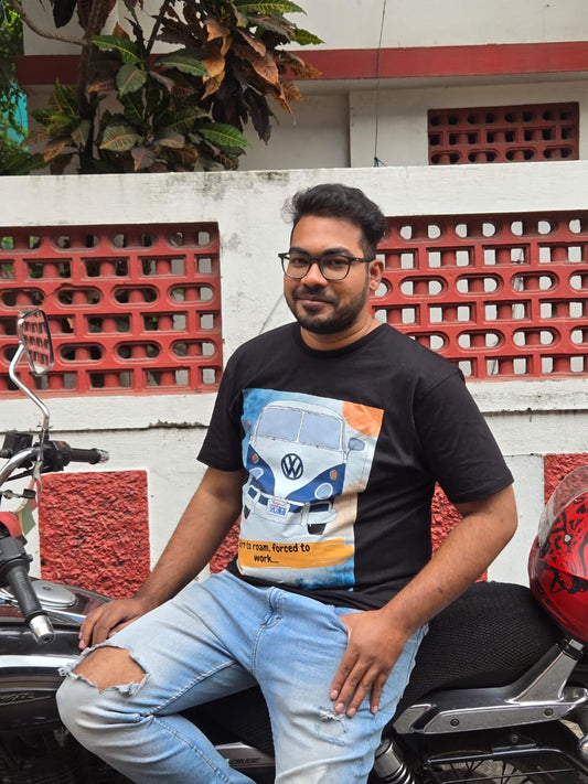 Born to Roam Oversized Classic T-Shirt